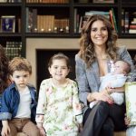 María Luisa Godoy Foto Con Sus Cinco Hijos