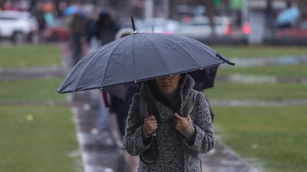 Lluvia En Santiago (3)