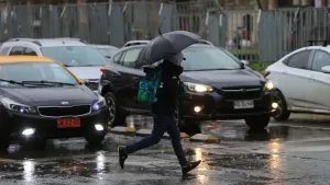 Lluvia En Santiago Eduardo Sáez (3)