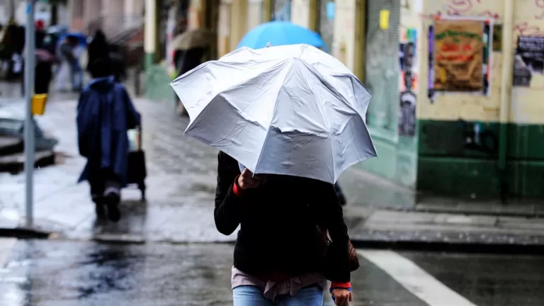 Lluvia Y Granizos