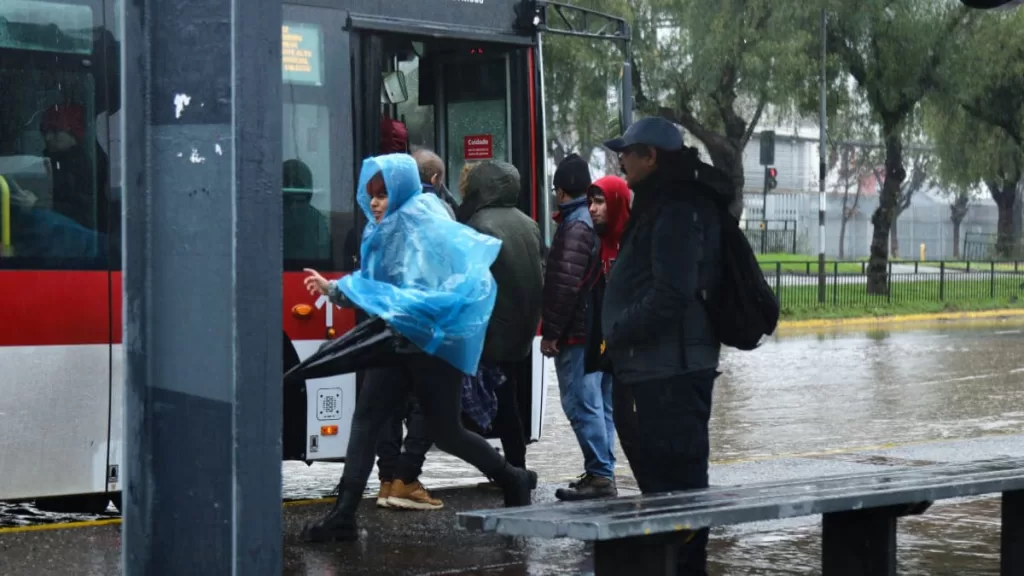 Lluvia En Santiago