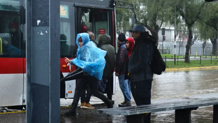 Lluvia En Santiago