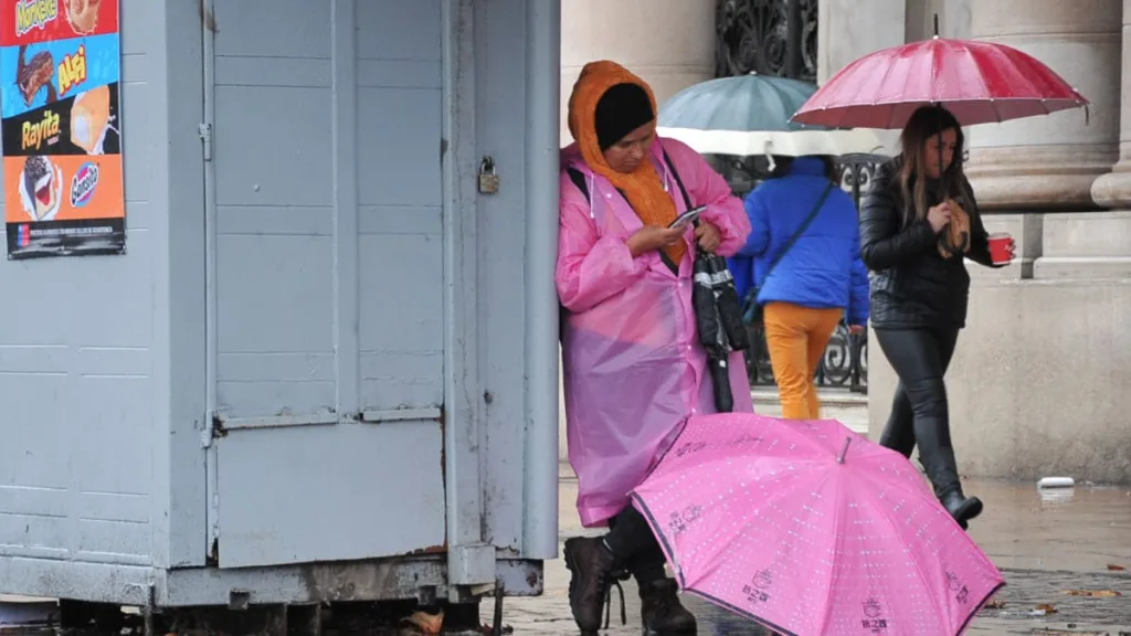 Lluvia En Santiago