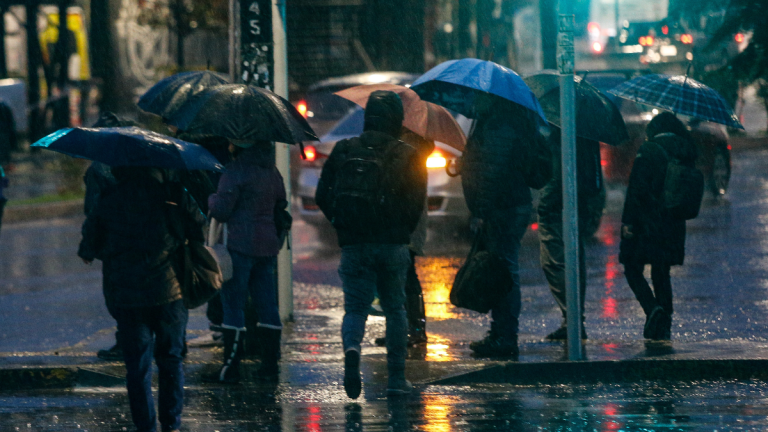 Lluvia En Santiago (2)