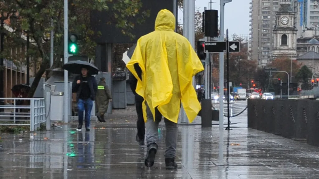 Lluvia En Santiago