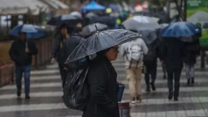 Lluvia En Santiago