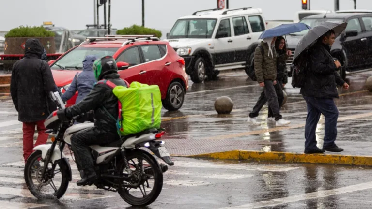 Lluvia En Santiago