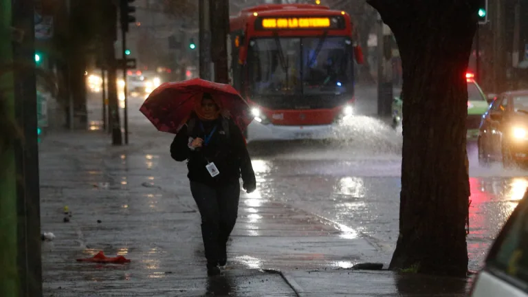 Lluvia En Santiago