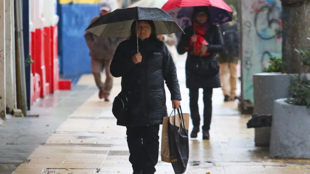 Lluvia En Santiago