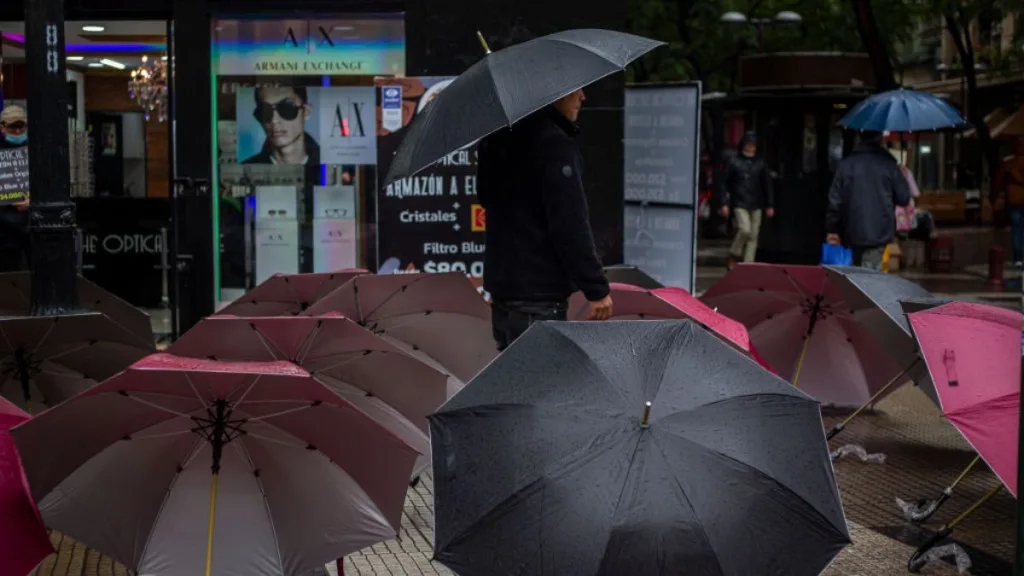 Lluvia en Santiago