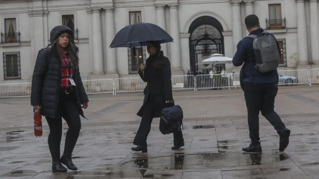 Lluvia En Santiago