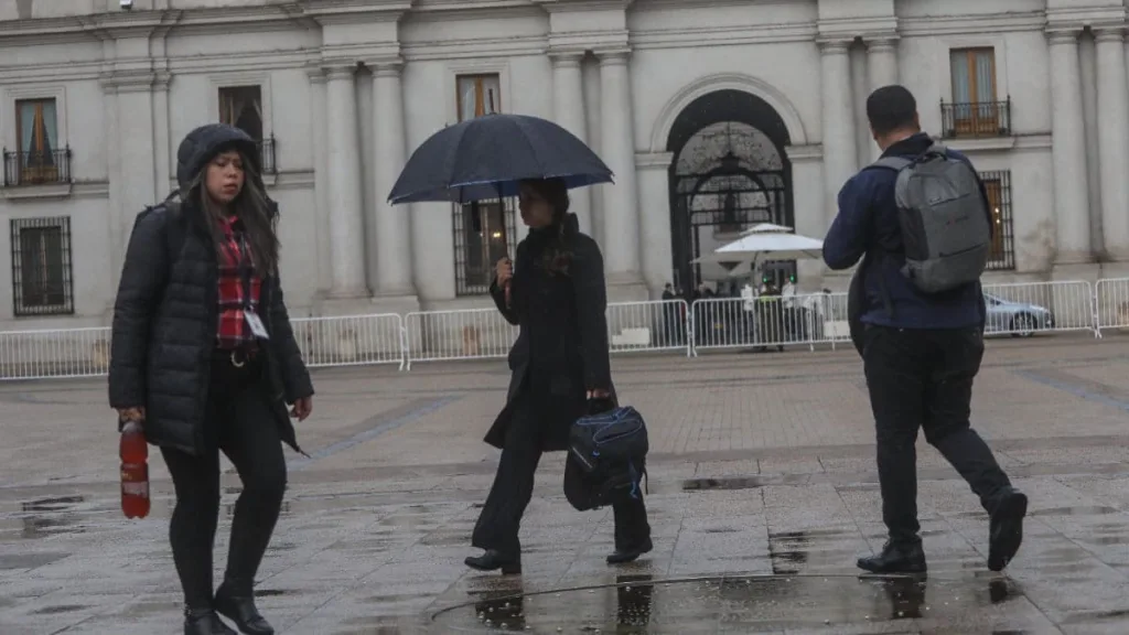 Lluvia En Santiago