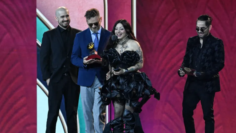 Mon Laferte En Los Latin Grammy 2024