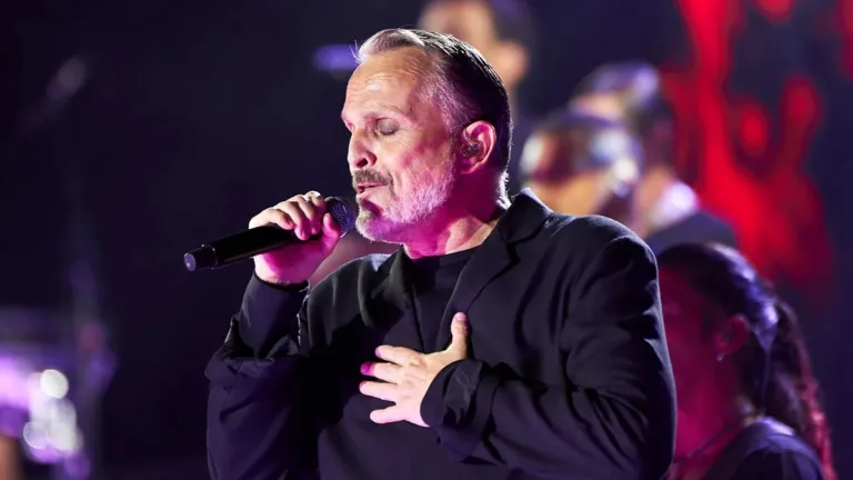 ¡Vuelve A Los Escenarios! Tras 8 Años De Ausencia, Miguel Bosé anuncia Gira Para El Año 2025 (1)